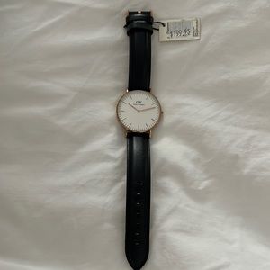 COPY - NWT. Daniel Wellington Watch